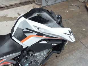 Recambio de moldura para ktm duke - 790 duke l referencia OEM IAM C90708054000BS  
