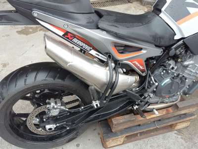 Recambio de tubo escape completo para ktm duke - 790 duke l referencia OEM IAM C90705083000  