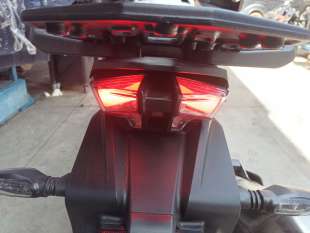 Recambio de piloto trasero central para ktm super adventure - 1290 super adventure s referencia OEM IAM 63514040000  