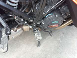Recambio de estribera derecha para ktm super adventure - 1290 super adventure s referencia OEM IAM 61903040033  