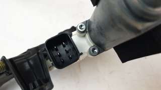 Recambio de elevalunas trasero derecho para jaguar f-pace (x761) 2015- 2.0 sd4 awd referencia OEM IAM HK8327001AB  