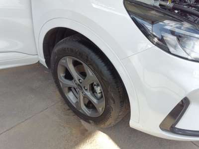 Recambio de mangueta delantera derecha para ford kuga iii (dfk) 2019- 2.5 fhev referencia OEM IAM LX6C3K170A1A  