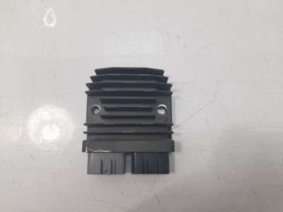 Recambio de alternador para yamaha mt-07 2014- referencia OEM IAM FH027AA  