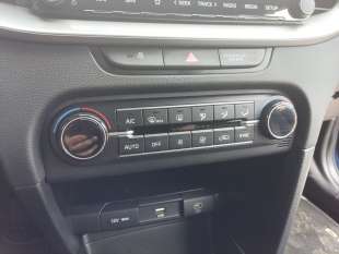 Recambio de mando climatizador para kia ceed tourer (cd) 2018- 1.0 t-gdi referencia OEM IAM 97250J7011WK  
