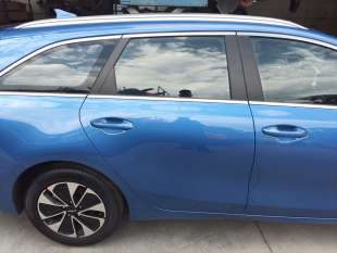 Recambio de puerta trasera derecha para kia ceed tourer (cd) 2018- 1.0 t-gdi referencia OEM IAM 77004J7200  
