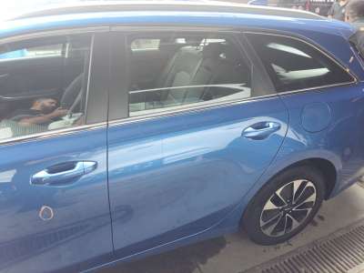 Recambio de puerta trasera izquierda para kia ceed tourer (cd) 2018- 1.0 t-gdi referencia OEM IAM 77003J7200  