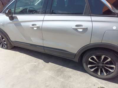Recambio de estribos laterales para opel crossland x / crossland (p17, p2qo) 2017- 1.2 (75) referencia OEM IAM YQ007145XT  