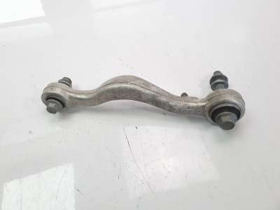 Recambio de brazo suspension superior trasero derecho para lexus xe2 2019- is300h referencia OEM IAM BRAZO  