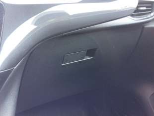 Recambio de guantera para opel corsa f (p2jo) 2019- 1.2 (68) referencia OEM IAM 98304294ZD  