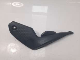 Recambio de moldura para yamaha mt-07 2014- referencia OEM IAM BAT24121  