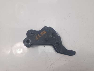 Recambio de soporte brazo suspension trasero derecho para yamaha tracer 900 2018- referencia OEM IAM B5U271520000  