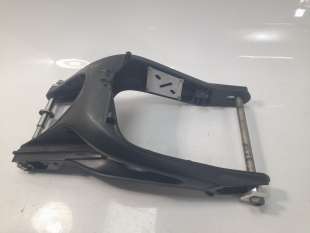 Recambio de basculante para yamaha mt-09 (7.2013) 2013-2020 referencia OEM IAM B90221100100  