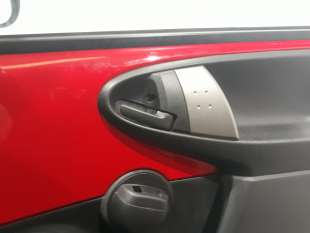Recambio de maneta interior delantera derecha para peugeot 107 2005-2014 urban referencia OEM IAM   