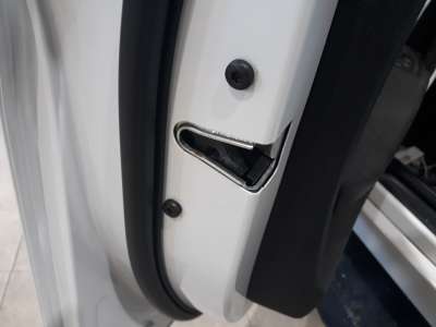 Recambio de cerradura puerta delantera izquierda para bmw serie 3 lim. (f30) 2011-2015 318d referencia OEM IAM   