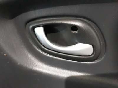 Recambio de maneta interior delantera derecha para opel agila 2003-2007 cosmo referencia OEM IAM   