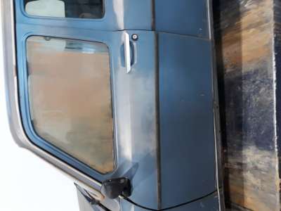 Recambio de puerta delantera izquierda para renault 6 1976- gtl referencia OEM IAM   