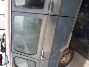 Recambio de puerta trasera derecha para renault 6 1976- gtl referencia OEM IAM   