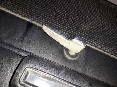 Recambio de maneta interior delantera izquierda para ford taunus 1975- 2.0 v6 referencia OEM IAM   