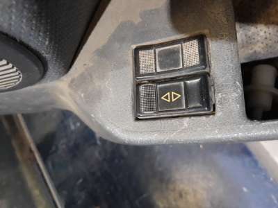 Recambio de mando elevalunas delantero derecho para renault 21 berlina (b/l48) 1985- gtd referencia OEM IAM   