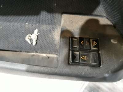 Recambio de mando elevalunas delantero izquierdo para renault 21 berlina (b/l48) 1985- gtd referencia OEM IAM   