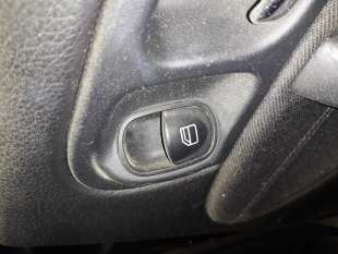 Recambio de mando elevalunas trasero derecho para mercedes-benz clase c (w203) 2000-2007 c 220 cdi (203.008) referencia OEM IAM 