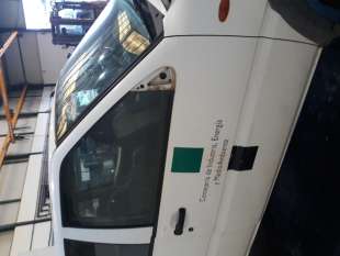 Recambio de puerta delantera derecha para nissan terrano/terrano.ii (r20) 1993-2007 aventura referencia OEM IAM   