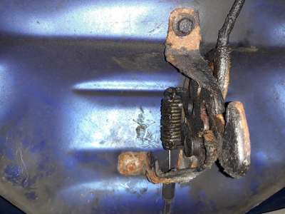 Recambio de cerradura capo para volkswagen t4 bus (mod. 1991) 1990-2003 multivan atlantis referencia OEM IAM   