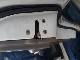 Recambio de cerradura puerta trasera derecha para nissan terrano/terrano.ii (r20) 1993-2007 aventura referencia OEM IAM   