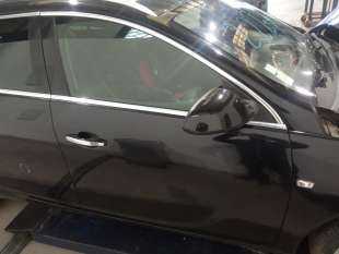 Recambio de puerta delantera derecha para opel insignia sports tourer 2008-2017 cosmo referencia OEM IAM   