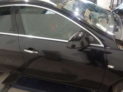 Recambio de puerta delantera derecha para opel insignia sports tourer 2008-2017 cosmo referencia OEM IAM   