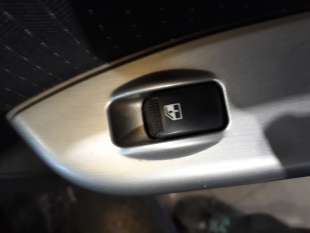 Recambio de mando elevalunas delantero derecho para hyundai getz (tb) 2002-2009 1.5 crdi referencia OEM IAM   
