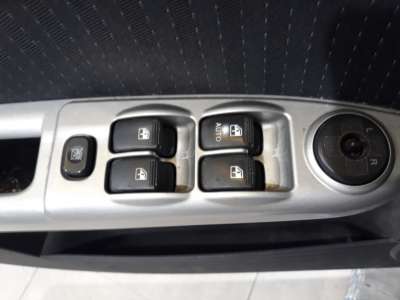 Recambio de mando elevalunas delantero izquierdo para hyundai getz (tb) 2002-2009 1.5 crdi referencia OEM IAM   