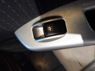 Recambio de mando elevalunas trasero derecho para hyundai getz (tb) 2002-2009 1.5 crdi referencia OEM IAM   