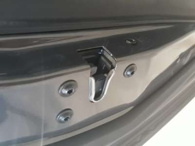 Recambio de cerradura puerta trasera izquierda para opel astra j lim. 2009-2015 cosmo referencia OEM IAM   