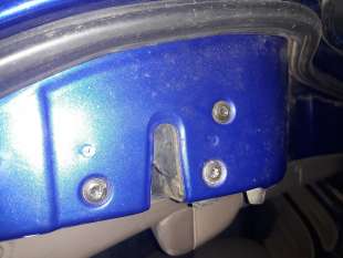 Recambio de cerradura puerta trasera derecha para kia sportage 2004-2008 ex referencia OEM IAM   