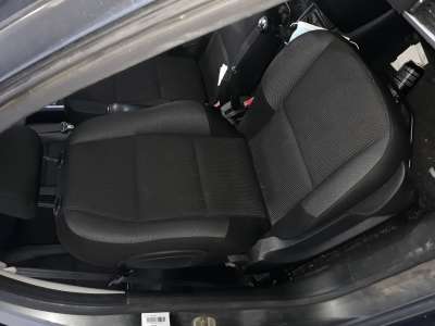 Recambio de asiento delantero derecho para peugeot 207 2006-2012 confort referencia OEM IAM   