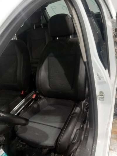 Recambio de asiento delantero izquierdo para opel meriva b 2010-2017 cosmo referencia OEM IAM   