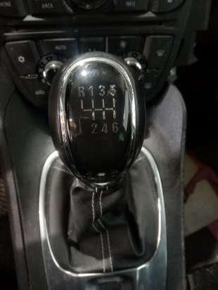 Recambio de pomo palanca cambio para opel meriva b 2010-2017 cosmo referencia OEM IAM   