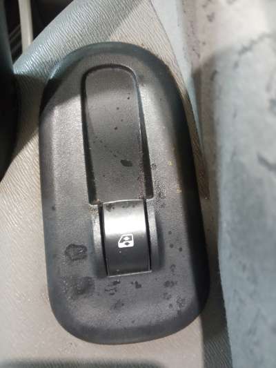 Recambio de mando elevalunas delantero derecho para renault kangoo 2008- dynamique referencia OEM IAM   
