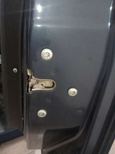 Recambio de cerradura puerta delantera derecha para opel corsa d 2006-2015 essentia referencia OEM IAM   