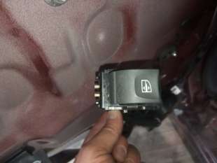 Recambio de mando elevalunas trasero izquierdo para renault clio iv 2012- societé referencia OEM IAM   