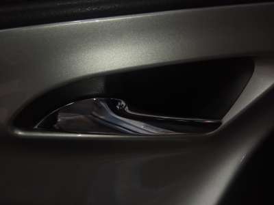 Recambio de maneta interior delantera izquierda para opel ampera 2011-2015 excellence referencia OEM IAM   