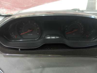 Recambio de cuadro instrumentos para peugeot 208 2012-2019 access referencia OEM IAM   