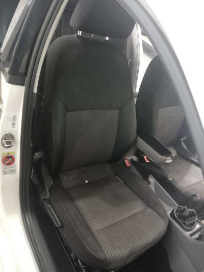 Recambio de asiento delantero derecho para seat toledo (kg3) 2012- style referencia OEM IAM   