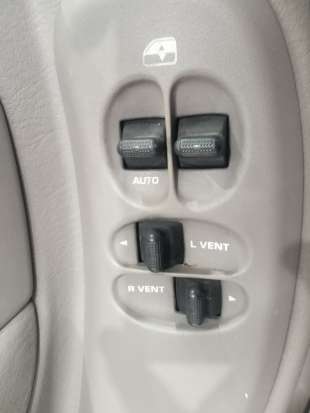Recambio de mando elevalunas delantero izquierdo para chrysler voyager (rg) 2001-2008 2.4 se referencia OEM IAM   