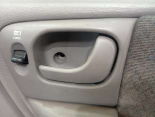 Recambio de maneta interior delantera derecha para chrysler voyager (rg) 2001-2008 2.4 se referencia OEM IAM   