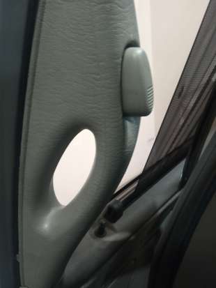 Recambio de maneta interior trasera derecha para chrysler voyager (rg) 2001-2008 2.4 se referencia OEM IAM   