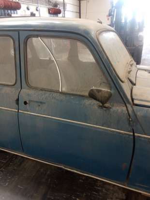 Recambio de puerta delantera derecha para renault 4 (112_) 1962-1993 0.8 (1123) referencia OEM IAM   