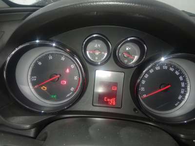 Recambio de cuadro instrumentos para opel insignia sports tourer 2008-2017 edition referencia OEM IAM   