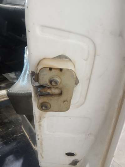 Recambio de cerradura puerta delantera derecha para citroën c15 1985- d familiale referencia OEM IAM   